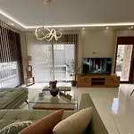 Agora Luxury I *