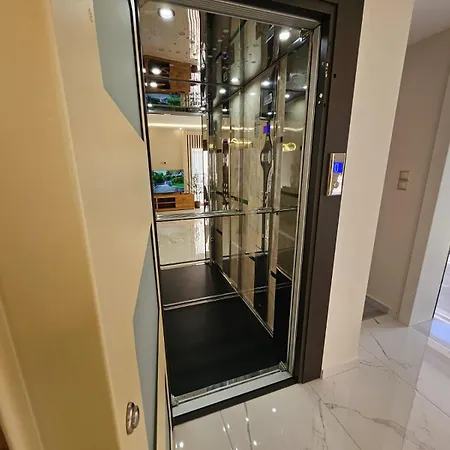 Agora Luxury I * Loutráki
