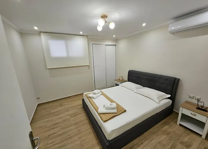 Agora Luxury I * Loutráki